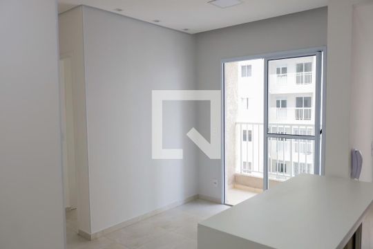 Apartamento para alugar com 2 quartos, 45m² em Quitaúna, Osasco
