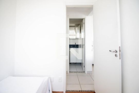 Quarto 1 de apartamento para alugar com 2 quartos, 33m² em Jardim Celeste, São Paulo