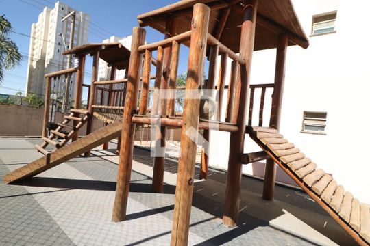 Área comum - Playground de apartamento para alugar com 2 quartos, 45m² em Shopping Park, Uberlândia