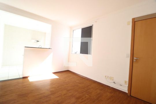 Apartamento para alugar com 2 quartos, 45m² em Shopping Park, Uberlândia