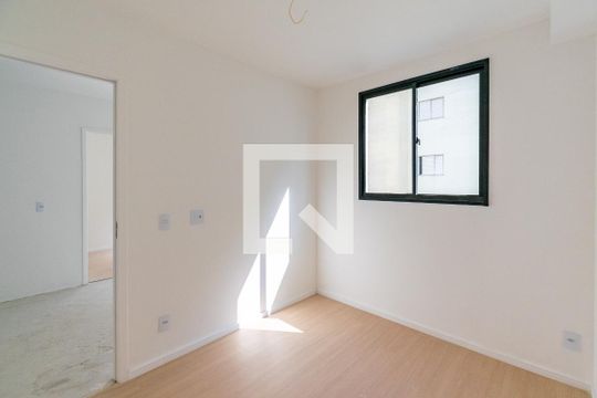 Quarto 1 de apartamento à venda com 2 quartos, 34m² em Jardim Oriental, São Paulo