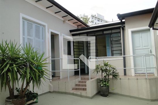 Casa à venda com 9 quartos, 187m² em Campo Belo, São Paulo