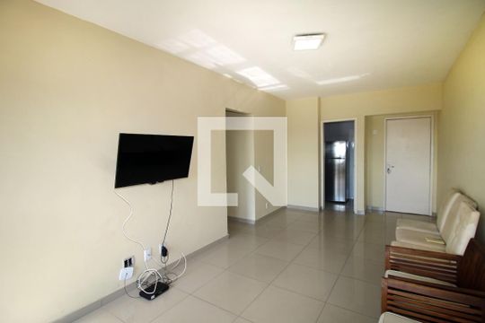 Sala de apartamento à venda com 3 quartos, 70m² em Penha Circular, Rio de Janeiro