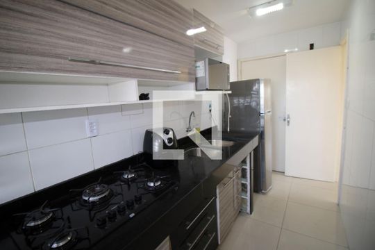 Cozinha de apartamento à venda com 3 quartos, 70m² em Penha Circular, Rio de Janeiro