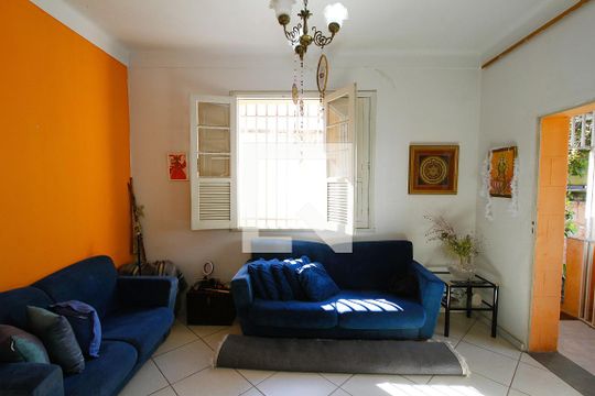 Sala de casa para alugar com 3 quartos, 120m² em Padre Eustáquio, Belo Horizonte
