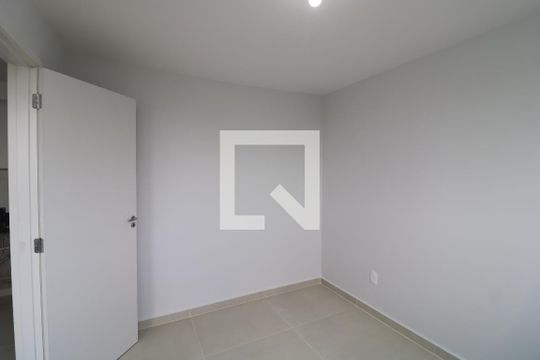 Quarto 2 de apartamento para alugar com 2 quartos, 35m² em Jardim Santa Adelia, São Paulo