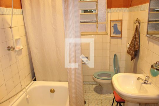 Banheiro de kitnet/studio para alugar com 1 quarto, 41m² em Centro Histórico de São Paulo, São Paulo