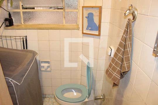 Banheiro de kitnet/studio para alugar com 1 quarto, 41m² em Centro Histórico de São Paulo, São Paulo