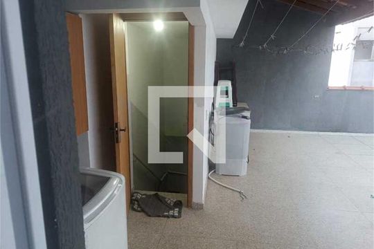 Apartamento à venda com 2 quartos, 58m² em Vila Curuçá, Santo André