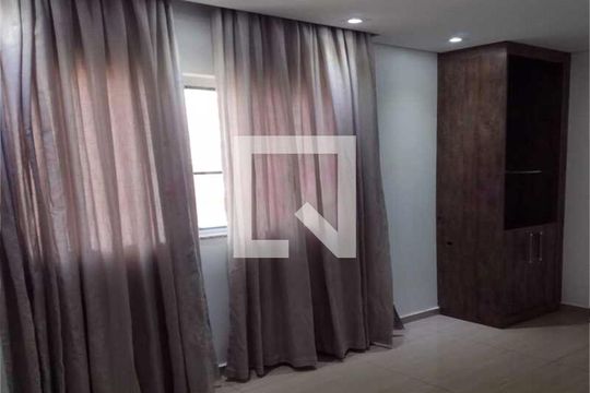 Apartamento à venda com 2 quartos, 50m² em Vila Camilópolis, Santo André
