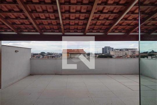 Apartamento à venda com 2 quartos, 50m² em Vila Camilópolis, Santo André