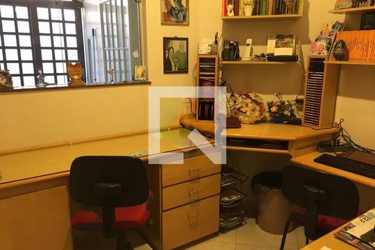 Casa de Condomínio à venda com 3 quartos, 261m² em Santa Maria, São Caetano do Sul