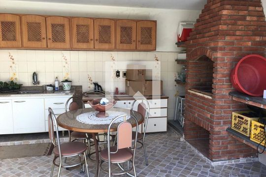 Casa de Condomínio à venda com 3 quartos, 261m² em Santa Maria, São Caetano do Sul