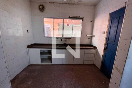 Casa à venda com 3 quartos, 161m² em Santa Paula, São Caetano do Sul