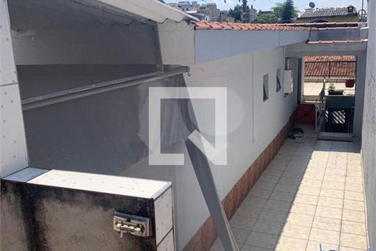 Casa à venda com 3 quartos, 300m² em Utinga, Santo André