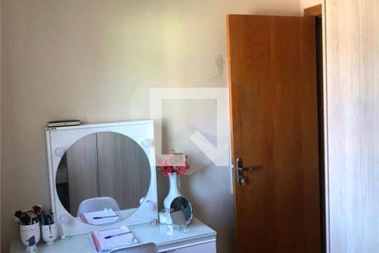 Apartamento à venda com 2 quartos, 53m² em Jardim Las Vegas, Santo André