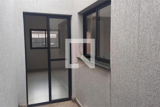Casa à venda com 2 quartos, 53m² em Parque Oratório, Santo André