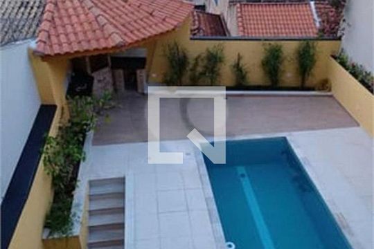 Casa à venda com 3 quartos, 270m² em Jardim São Paulo, São Paulo