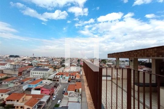 Apartamento à venda com 3 quartos, 94m² em Jardim Teresa, São Paulo