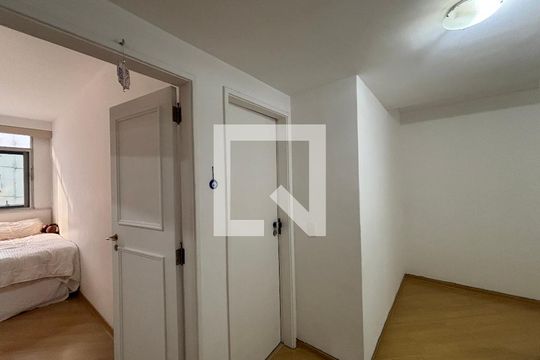 Corredores de apartamento à venda com 4 quartos, 234m² em Copacabana, Rio de Janeiro