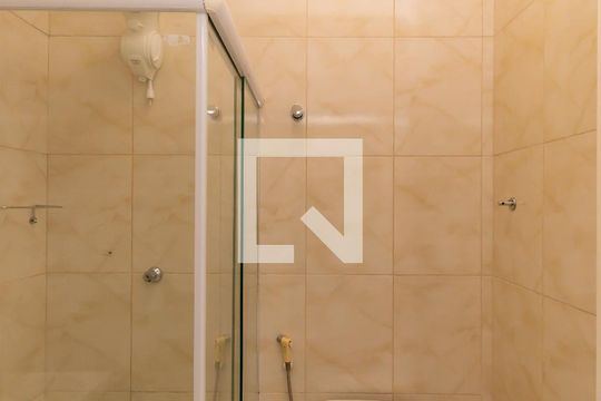 Banheiro da Suíte de casa de condomínio à venda com 3 quartos, 119m² em Vila Lucia, São Paulo