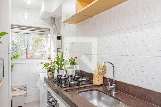 Cozinha e Área de Serviço de apartamento para alugar com 2 quartos, 50m² em Sacoma, São Paulo