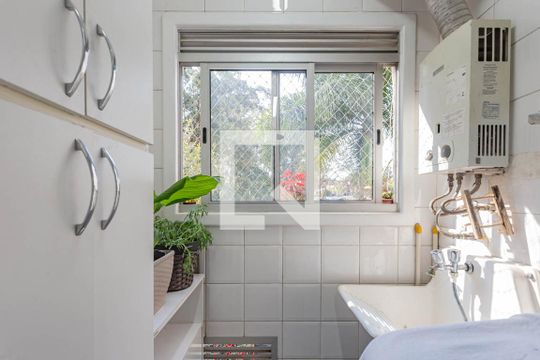 Área de Serviço de apartamento para alugar com 2 quartos, 50m² em Sacoma, São Paulo