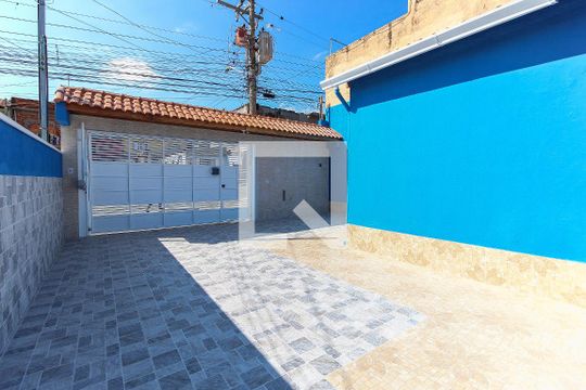 Garagem de casa para alugar com 2 quartos, 150m² em Itaquera, São Paulo
