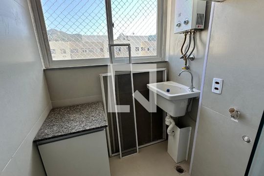 Área de Serviço de apartamento à venda com 2 quartos, 47m² em Vargem Grande, Rio de Janeiro