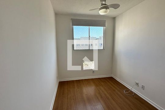 Quarto 2 de apartamento à venda com 2 quartos, 47m² em Vargem Grande, Rio de Janeiro