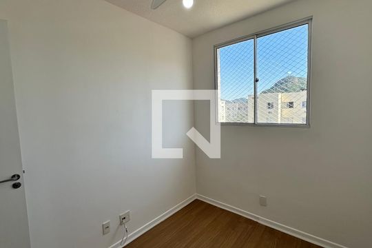 Quarto 1 de apartamento à venda com 2 quartos, 47m² em Vargem Grande, Rio de Janeiro
