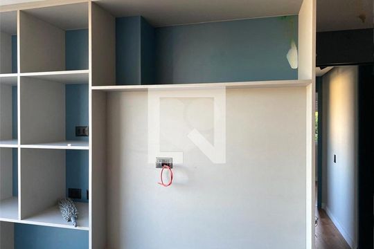 Apartamento à venda com 3 quartos, 59m² em Jardim Mimar, São Paulo