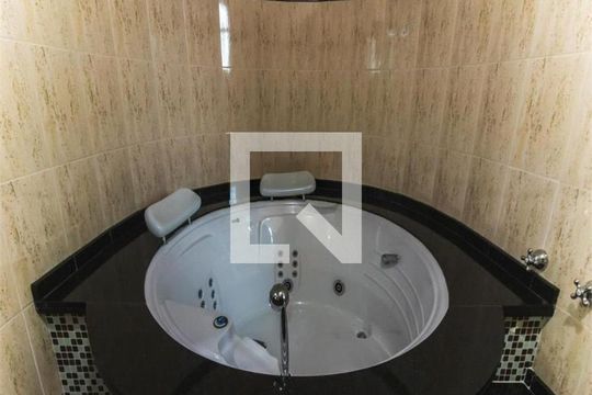 Casa à venda com 3 quartos, 410m² em Parque dos Passaros, São Bernardo do Campo
