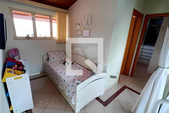 Casa à venda com 3 quartos, 349m² em Jardim Sao Caetano, São Caetano do Sul