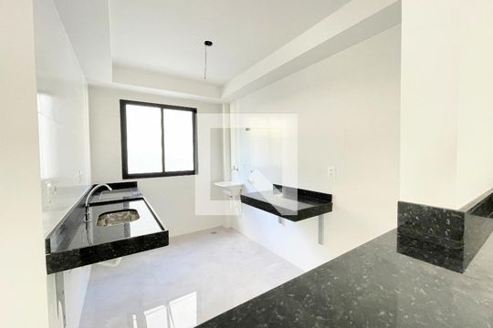 Cozinha de apartamento à venda com 2 quartos, 49m² em Jardim Atlântico, Belo Horizonte