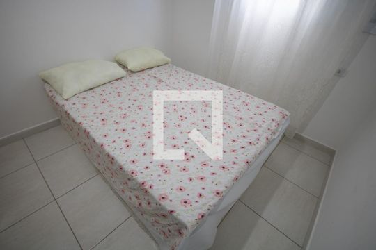 Quarto 1 de apartamento para alugar com 1 quarto, 45m² em Nova Mirim, Praia Grande