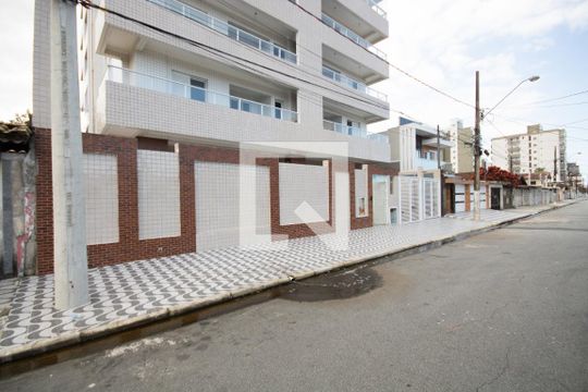 Fachada de apartamento para alugar com 1 quarto, 45m² em Nova Mirim, Praia Grande