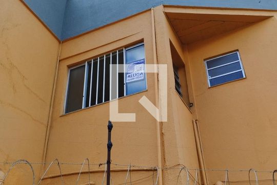 Placa de apartamento para alugar com 2 quartos, 48m² em Olaria, Belo Horizonte
