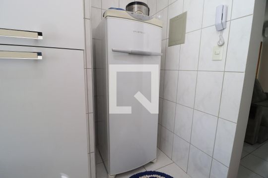 Cozinha de apartamento para alugar com 2 quartos, 81m² em Santa Mônica, Uberlândia