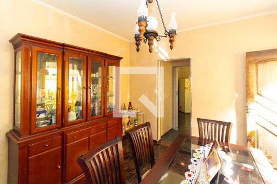 Sala de casa à venda com 3 quartos, 107m² em Vila Santa Virginia, São Paulo
