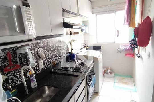 Cozinha de apartamento à venda com 2 quartos, 52m² em Jardim Nova Europa, Campinas
