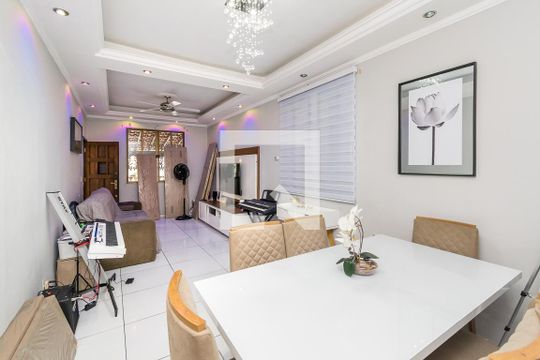 Casa à venda com 2 quartos, 320m² em Vila Kosmos, Rio de Janeiro