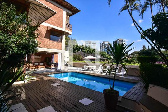 Área comum de casa à venda com 5 quartos, 518m² em Jardim Guedala, São Paulo