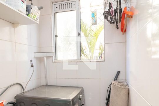 Área de Serviço de apartamento para alugar com 2 quartos, 49m² em Jardim Danfer, São Paulo