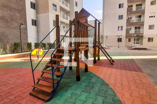 Área comum - Playground de apartamento para alugar com 2 quartos, 46m² em Quitaúna, Osasco