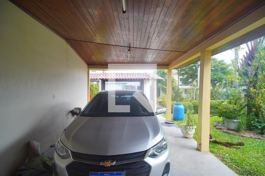 Garagem de casa para alugar com 2 quartos, 160m² em Canudos, Novo Hamburgo
