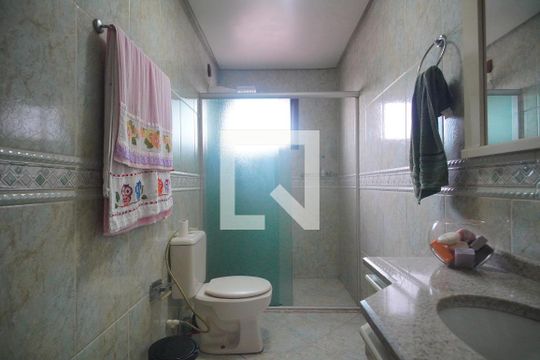 Banheiro 1 de casa para alugar com 2 quartos, 160m² em Canudos, Novo Hamburgo