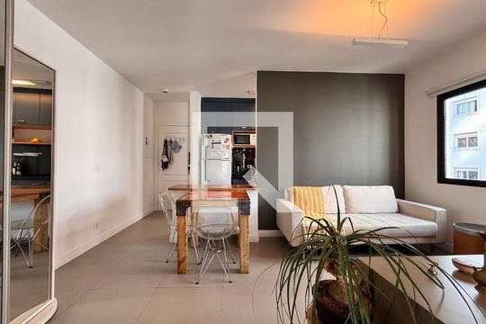 Sala de apartamento à venda com 1 quarto, 38m² em Vila Nova Conceição, São Paulo