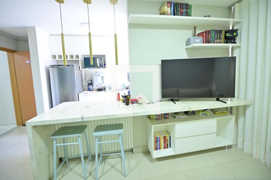 Sala de apartamento à venda com 2 quartos, 68m² em Setor Pedro Ludovico, Goiânia