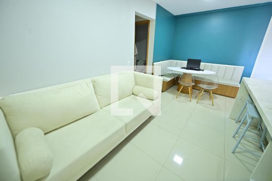 Sala de apartamento à venda com 2 quartos, 68m² em Setor Pedro Ludovico, Goiânia